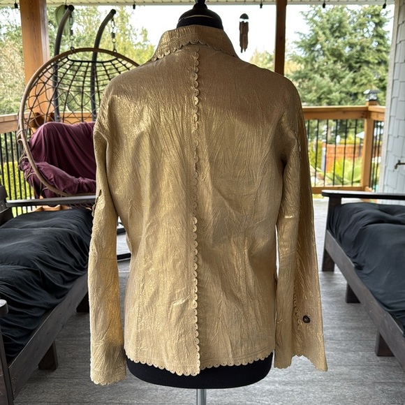 Mi Fresia | Gold Leather Blazer - Scalloped - Picture 4 of 7
